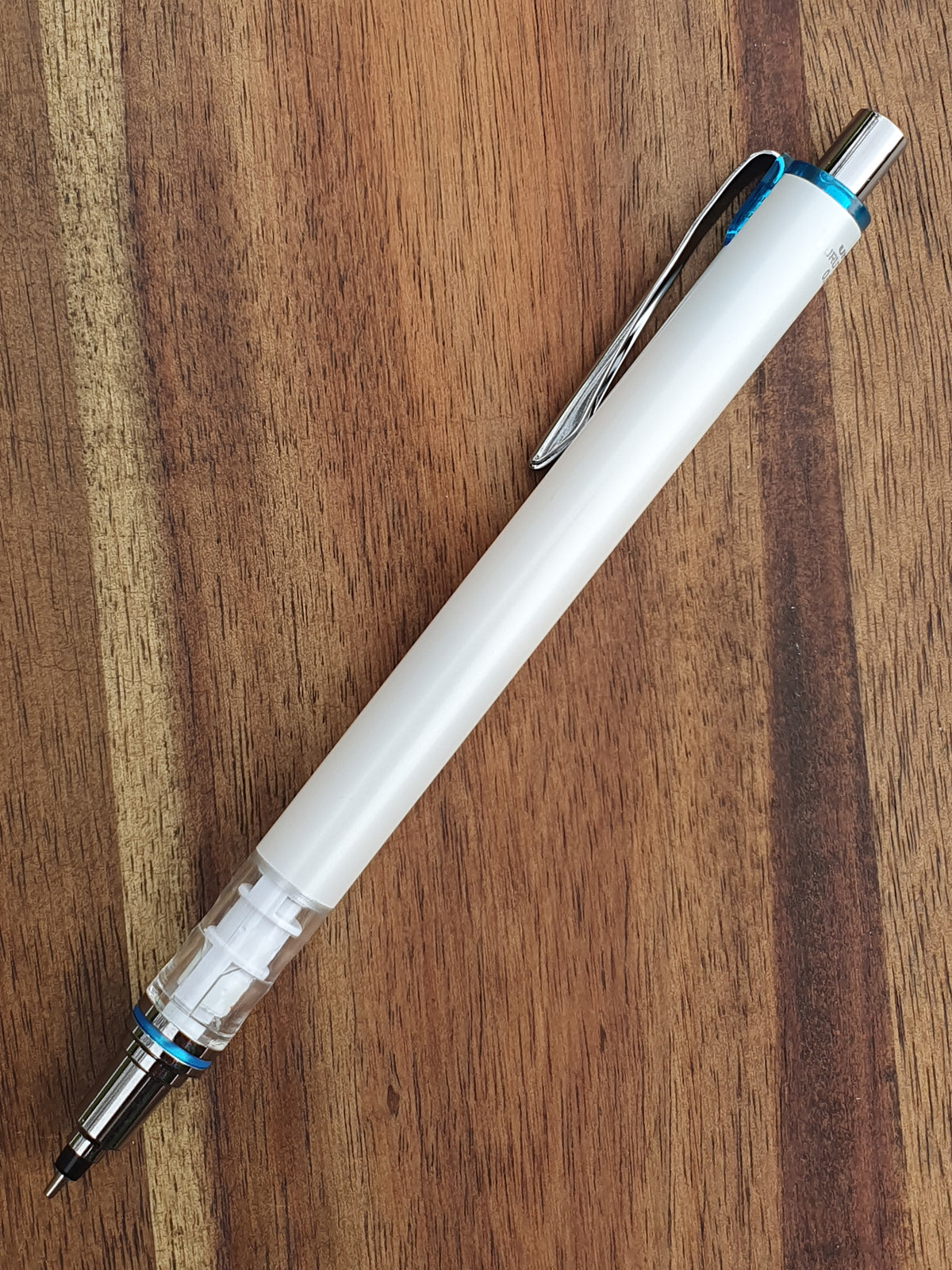 Uni Kuru Toga Advance Mechanical Pencil – 0.5mm