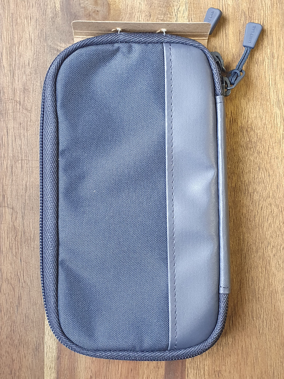 LIHIT LAB Smart Fit ACTACT Compact Pen Case (A7687)
