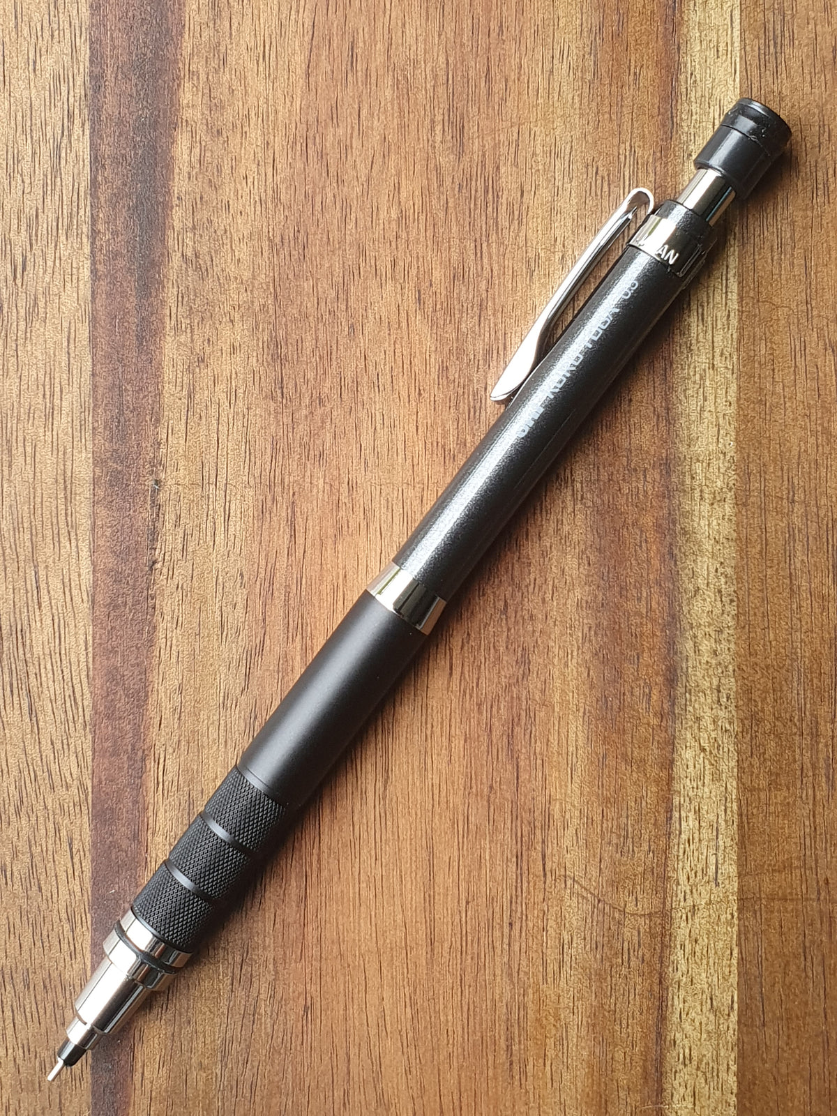 Uni Kuru Toga Roulette Model Mechanical Pencil - 0.5mm
