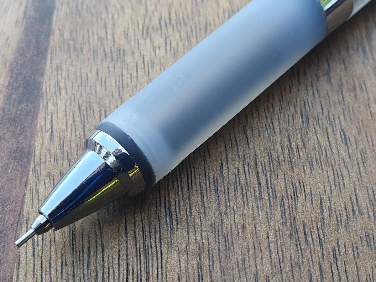 Uni Kuru Toga Alpha-Gel Mechanical Pencil - 0.5mm